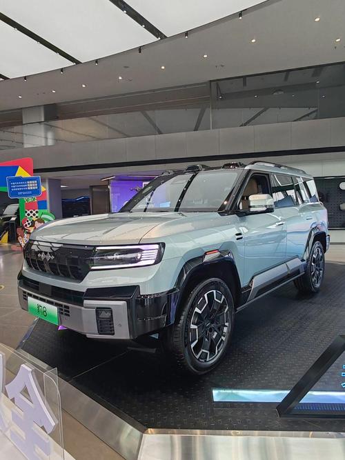 广州77比亚迪方程豹硬派越野的爆款，英菲尼迪35周年与你共成长